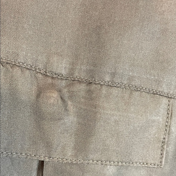 VNTG JT Beckett 100% Silk Button Down Shirt – Olive Green Long Sleeve Size L - Picture 12 of 13